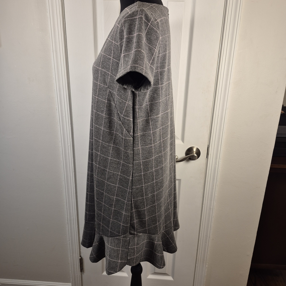 LOFT Petites Gray Plaid Windowpane Shift Dress 6P – Ruffle Hem Workwear Sheath - Picture 5 of 9